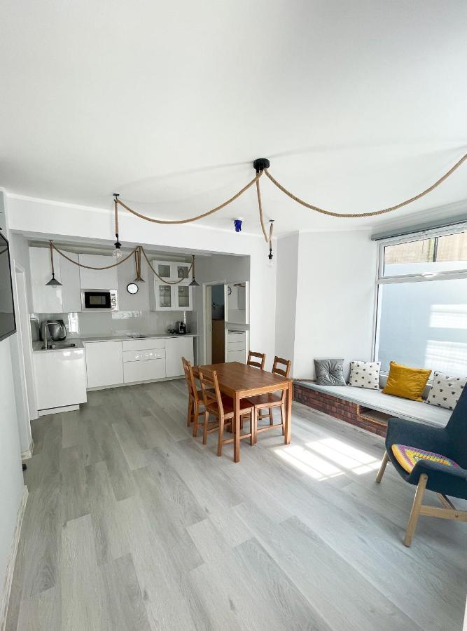 Bright Holidays Kemptown Apartment Brighton ภายนอก รูปภาพ